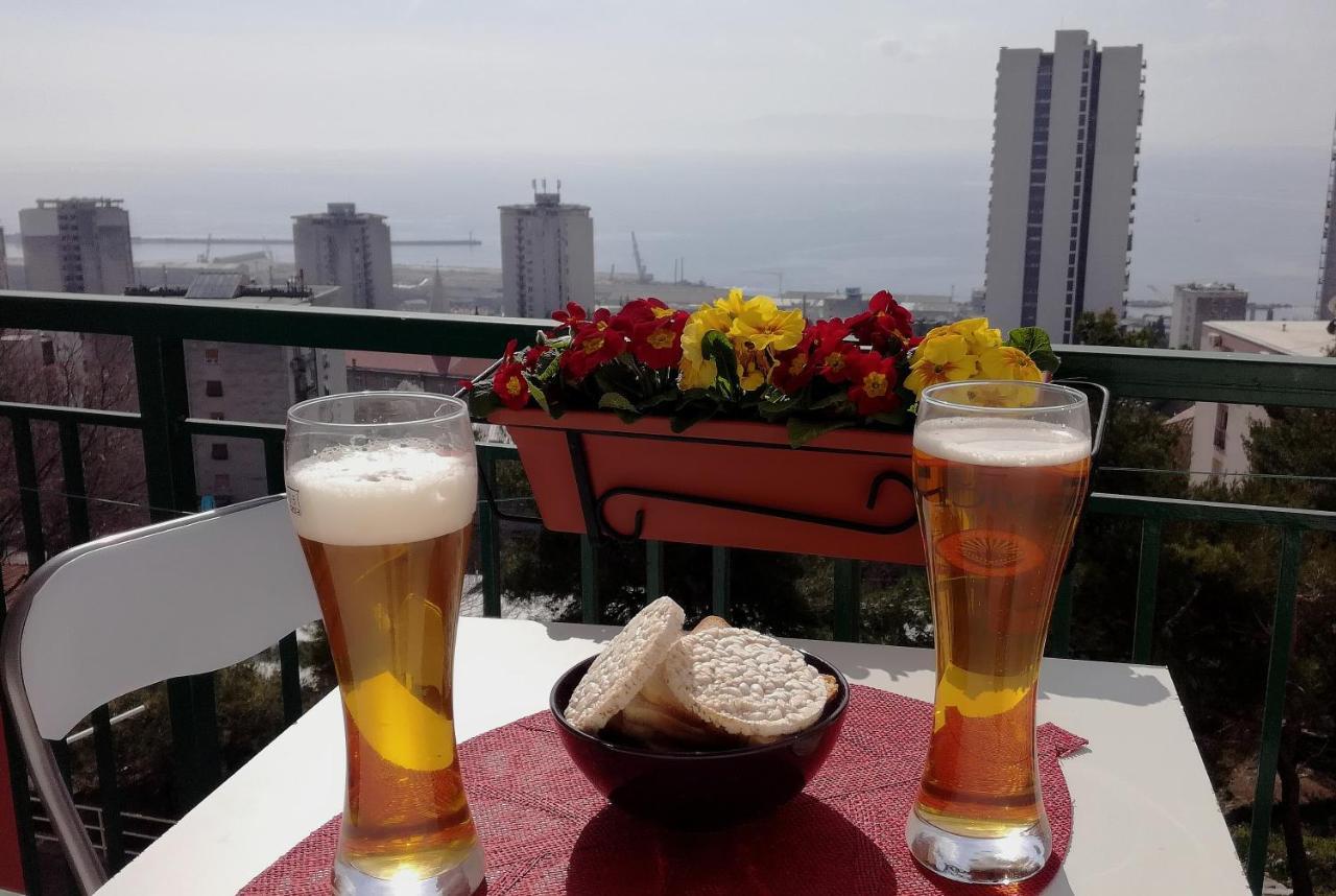 里耶卡Sea And Mountain公寓 外观 照片